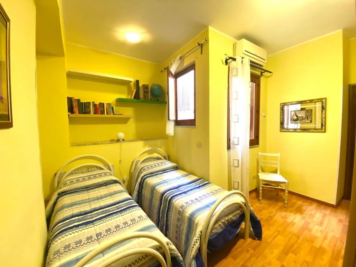 Casa Vacanze Rosy Giardini Naxos Exterior foto